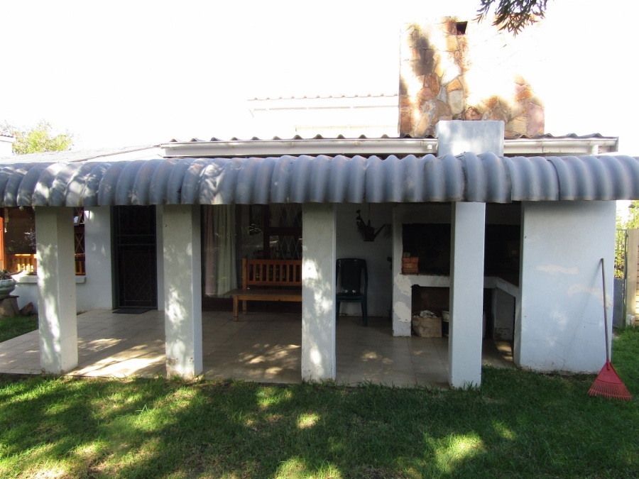6 Bedroom Property for Sale in Humansdorp Eastern Cape